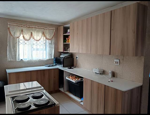 4 BEDROOM HOUSE FOR SALE IN BIRCH ACRES